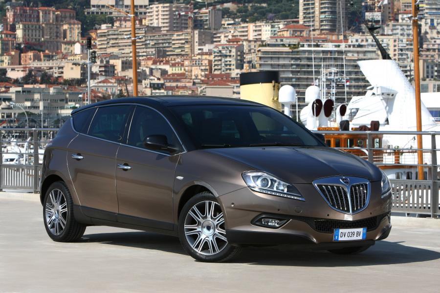  Lancia Delta 1.8 DiTurbo 2009 года  (фото 34 из 43)